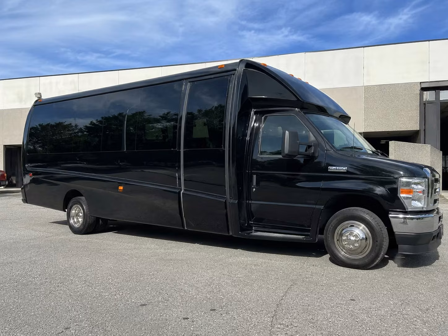 18 passenger minibus